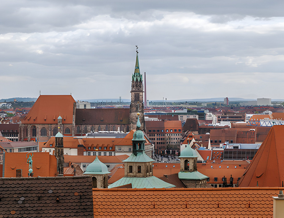 Die Nürnberger Großkirchen - Best Practice für die digitale Erfassung komplexer Baudenkmale